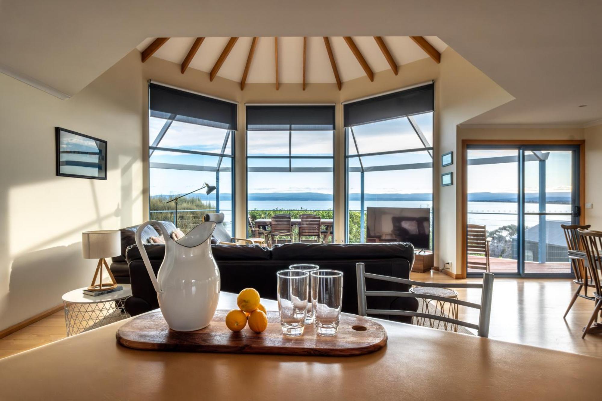 Waterline Holiday Home Coles Bay Eksteriør bilde