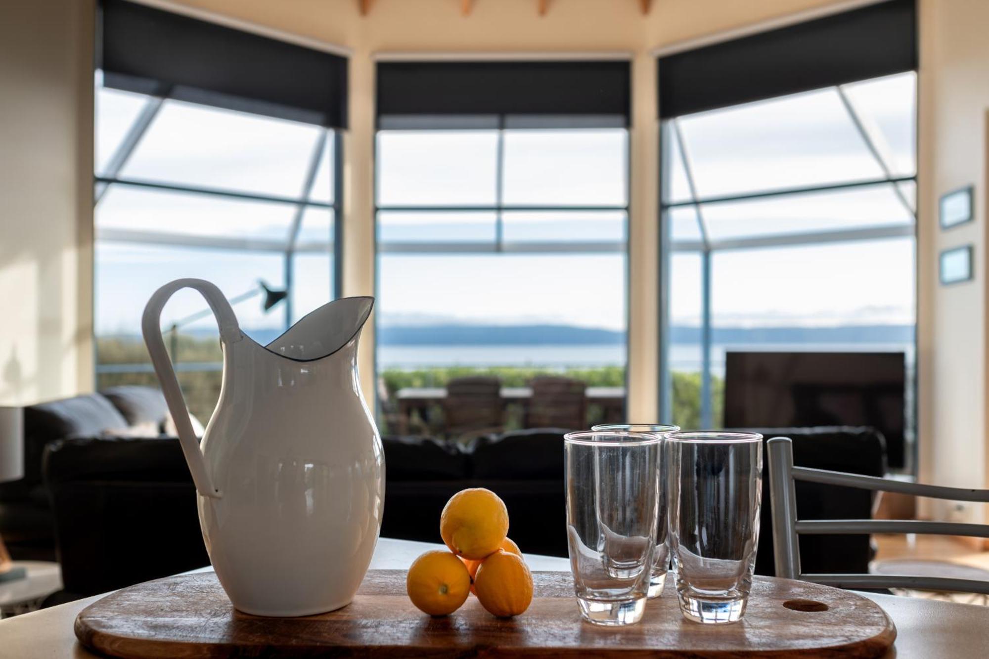 Waterline Holiday Home Coles Bay Eksteriør bilde